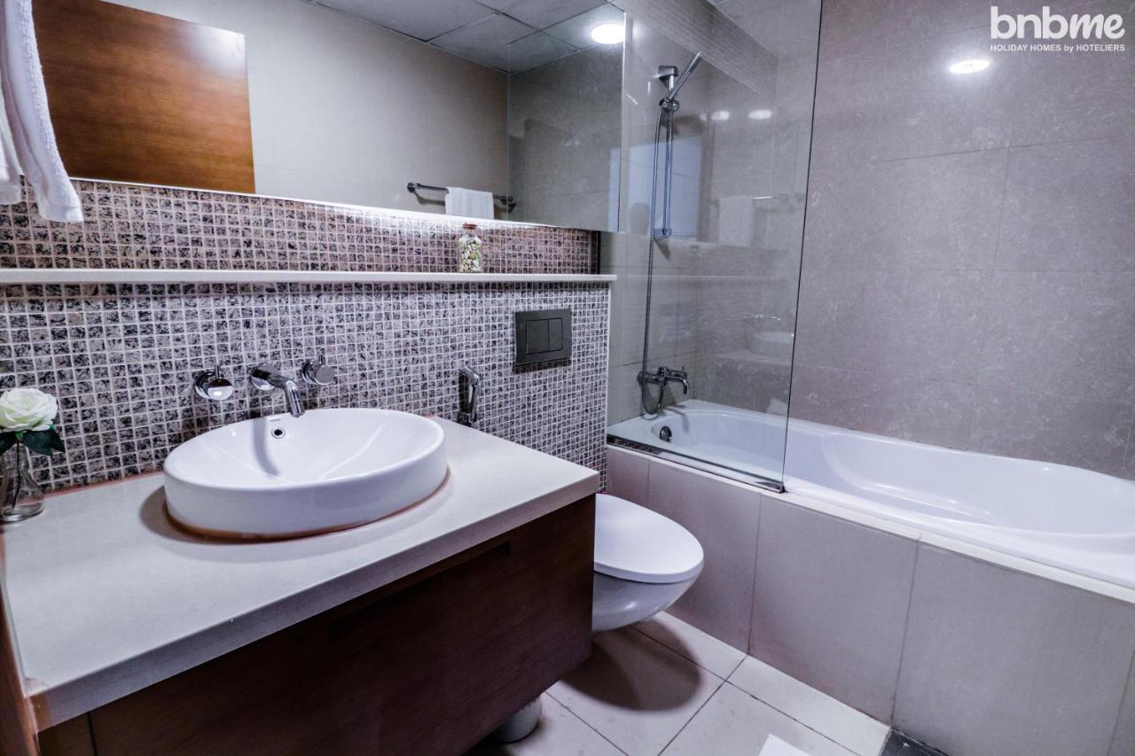 Bnbmehomes - Elegant & Stylish Studio In Downtown - 502 Dubaj Kültér fotó